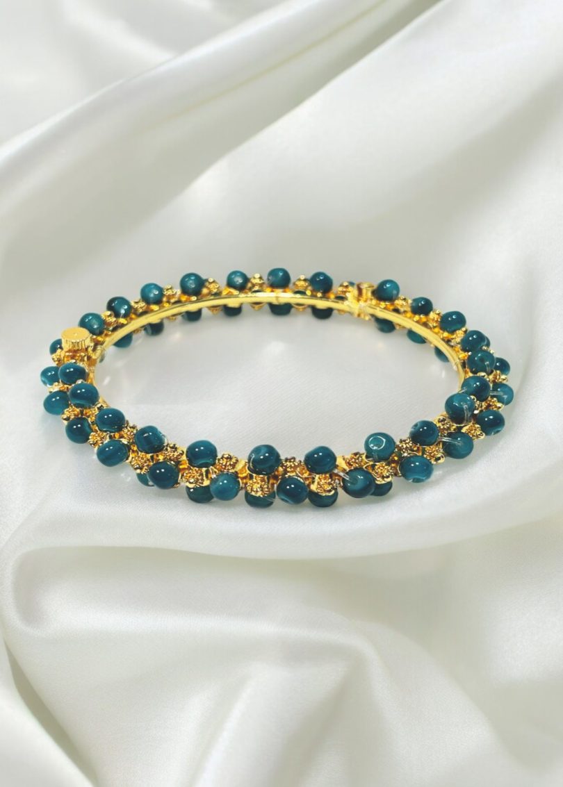Glass Bead Screw Bangle - Image 3