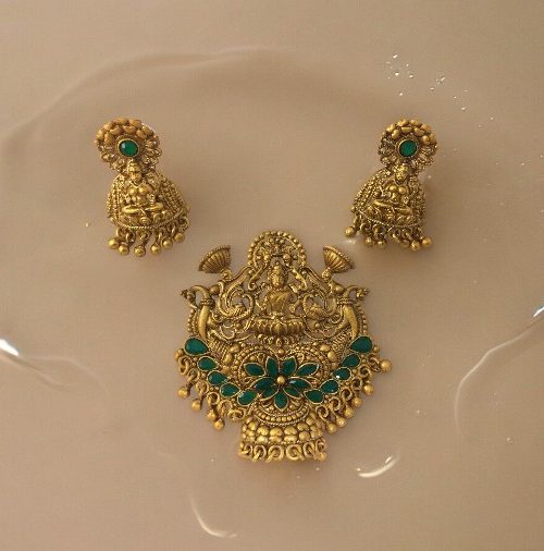 Antique jewellery