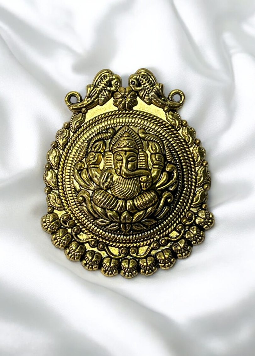 Antique Pendant Collections - Image 2