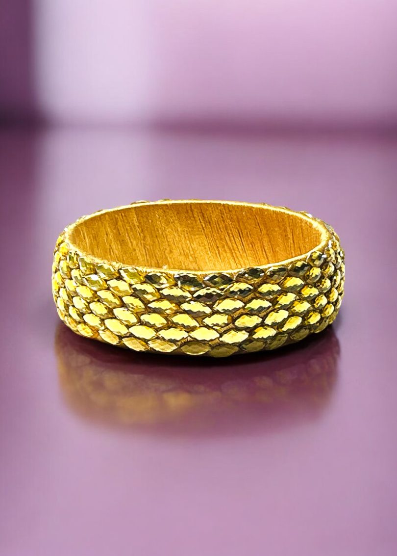 Golden Kundhan stone Bangle (2cm width)