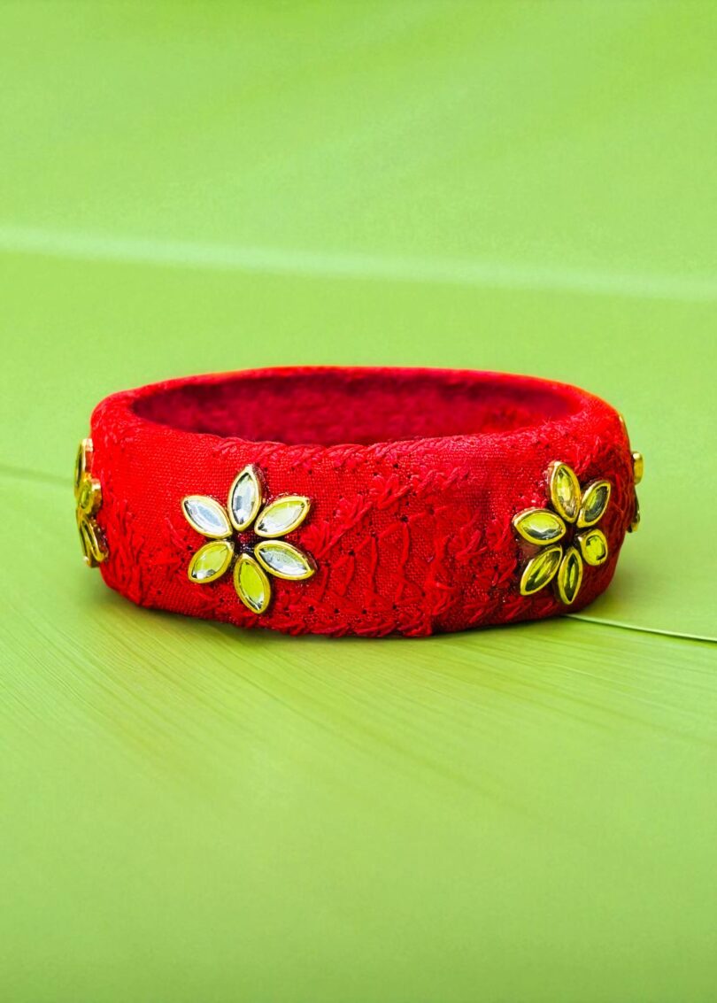 Sabis Red Hakoba Fabric bangle 01 - Image 3